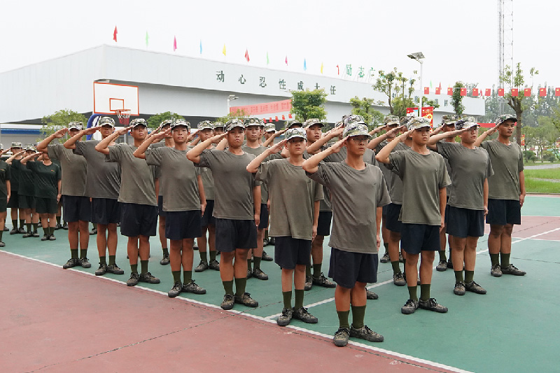 正苗启德青少年特训学校校园环境