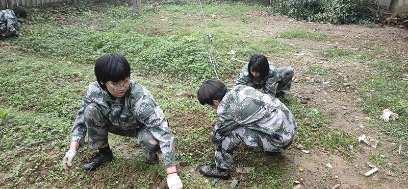 青少年青春期叛逆全封闭管理特训学校