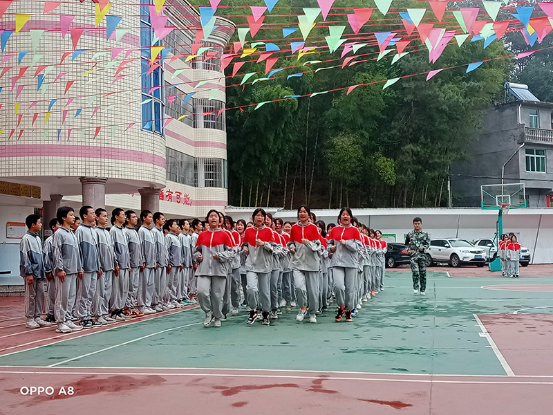 封闭式专门教育叛逆期不听话孩子的学校