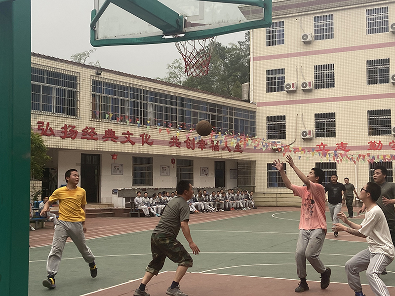 铜梁叛逆青少年励志教育军事化管理学校