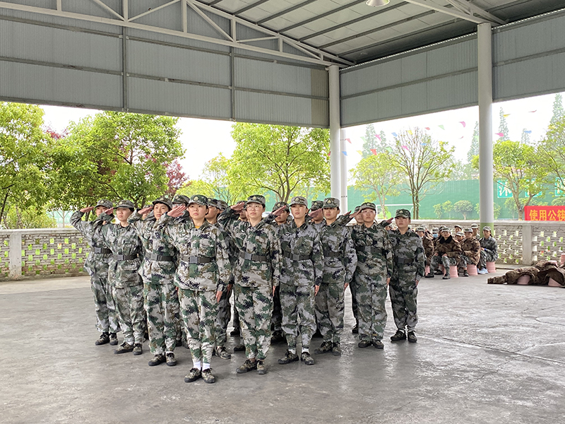 青春期叛逆孩子的封闭式管理学校