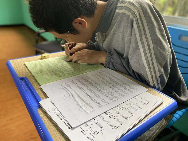正规教育叛逆小孩网瘾早恋的特训学校