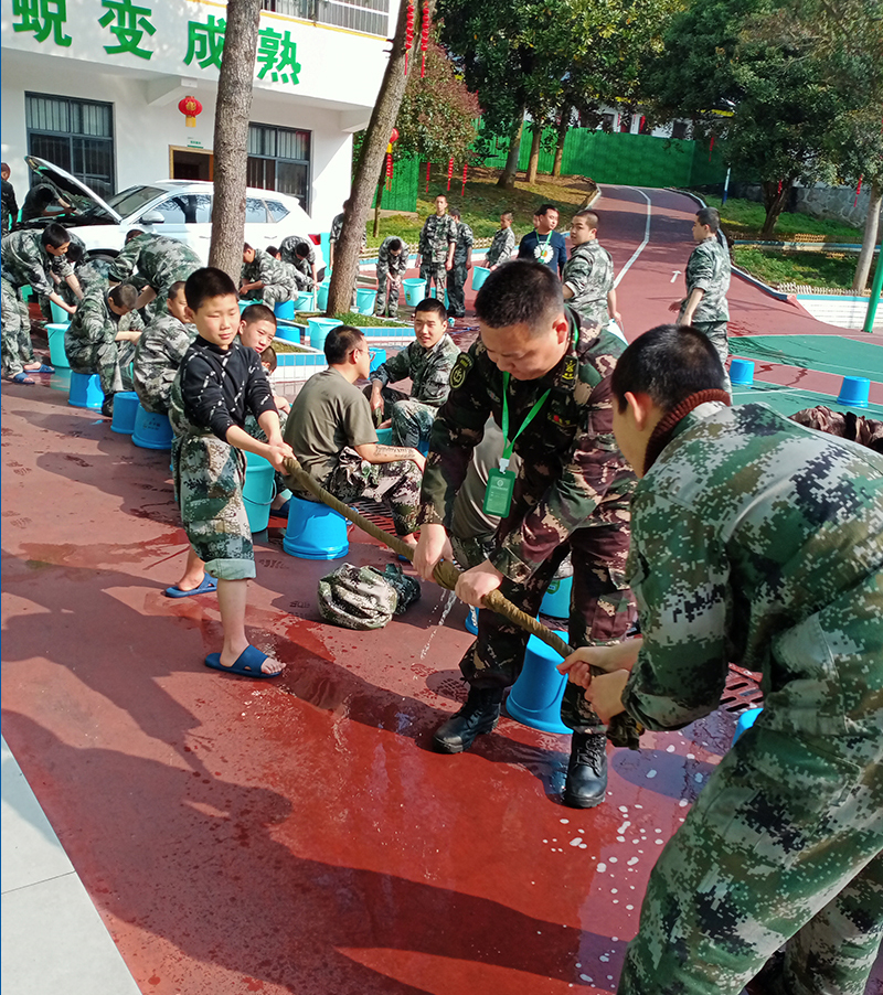 管教叛逆青少年学校